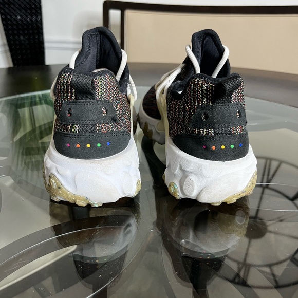 Nike React Presto Flyknit Men\'s Size 8.5 Multi Athletic Sneakers